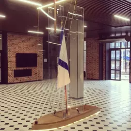 Корабль из оргстекла