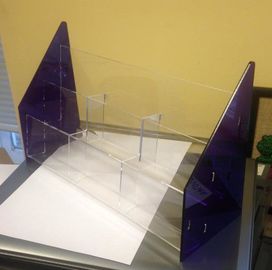 Буклетница для полиграфии нестандартного формата.